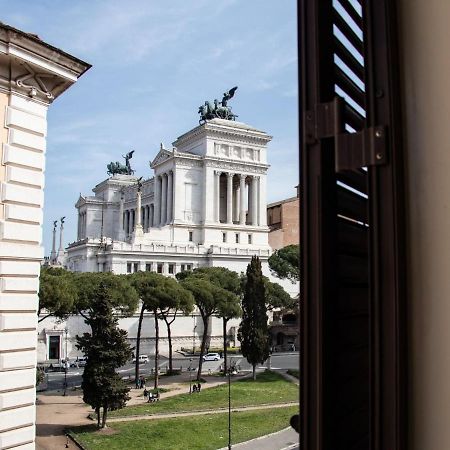 The Best Rent - Apartment With A View On Altare Della Patria Рим Экстерьер фото