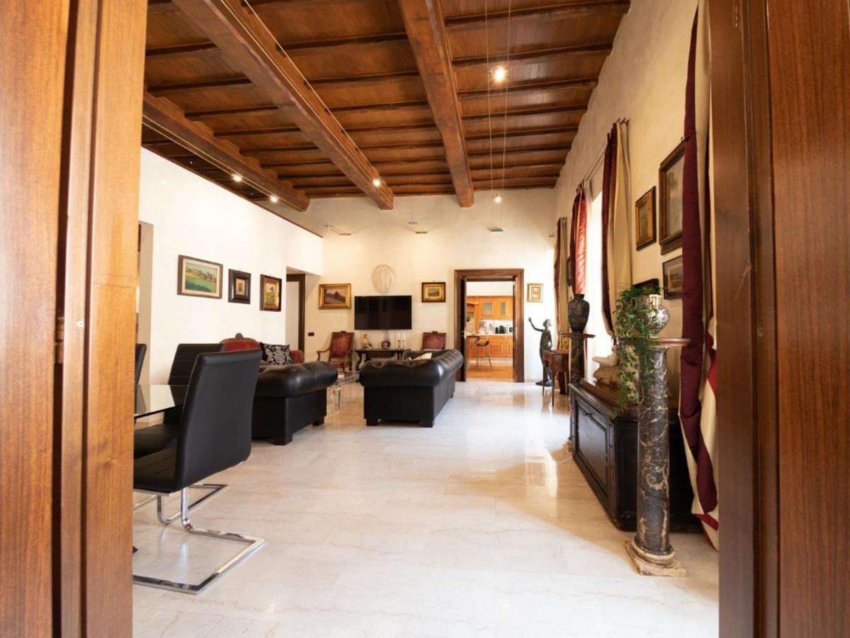 The Best Rent - Apartment With A View On Altare Della Patria Рим Экстерьер фото